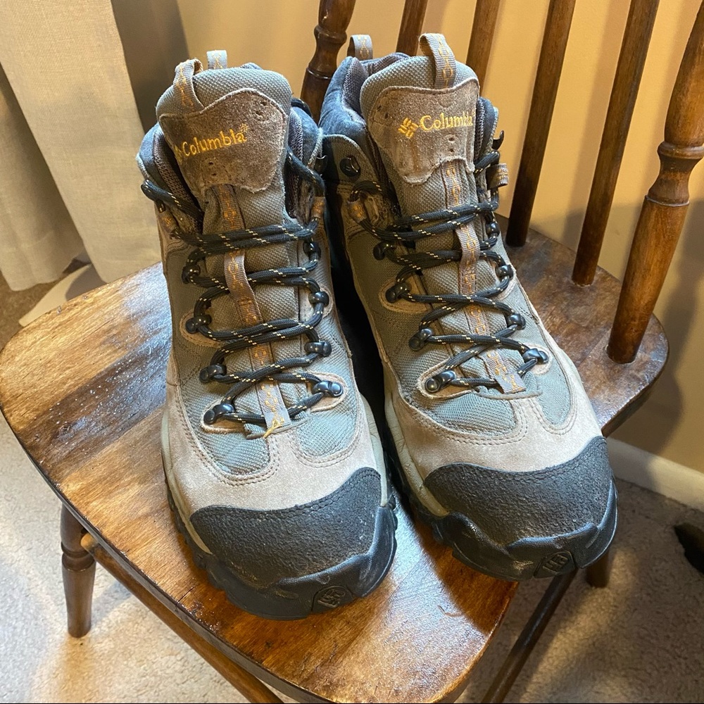 ❌SOLD❌ Columbia Men’s Boots - Size 14